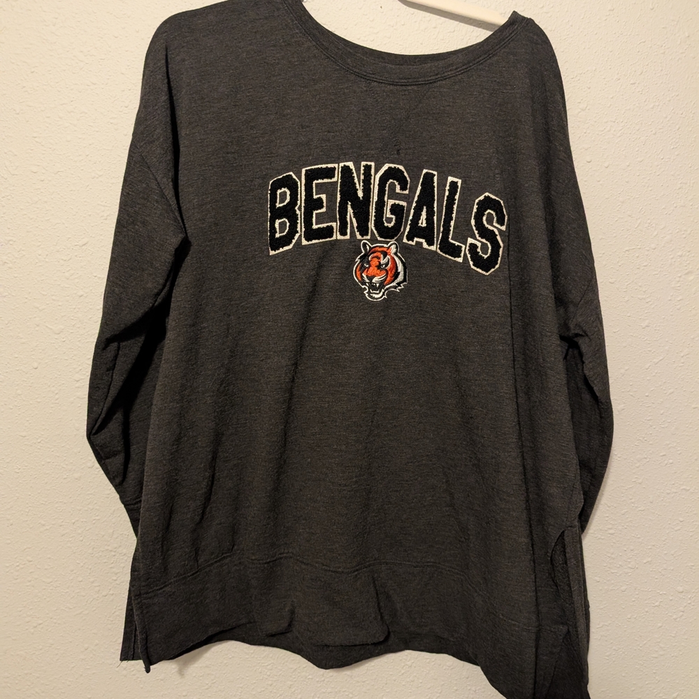 NFL Bengals Women's Charcoal Crew Neck Sweater